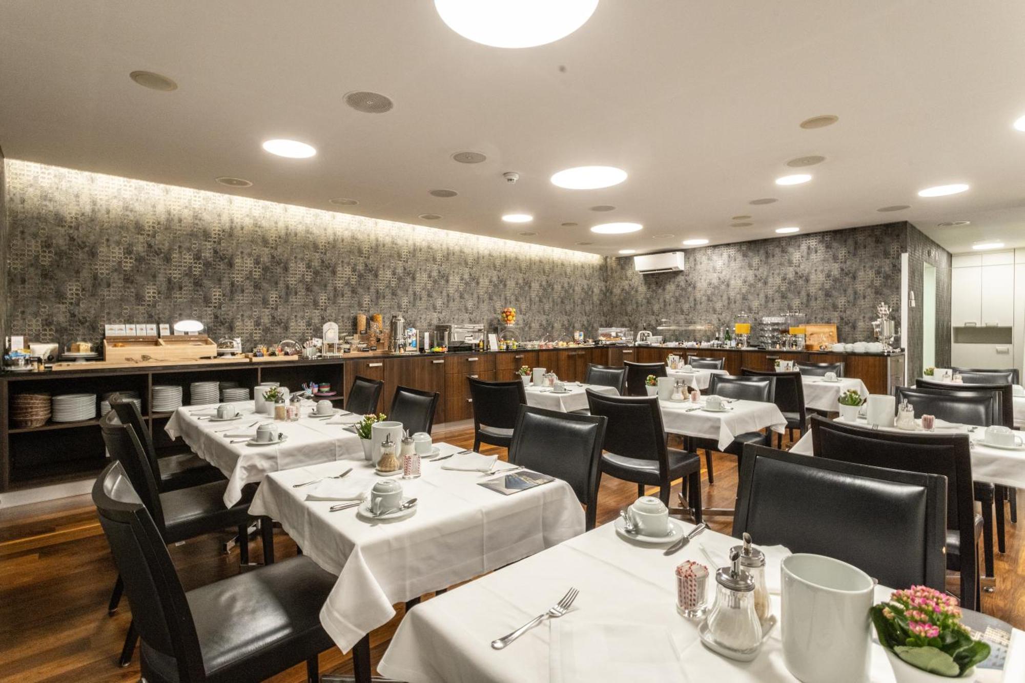 Abc Swiss Quality Hotel Chur Bagian luar foto