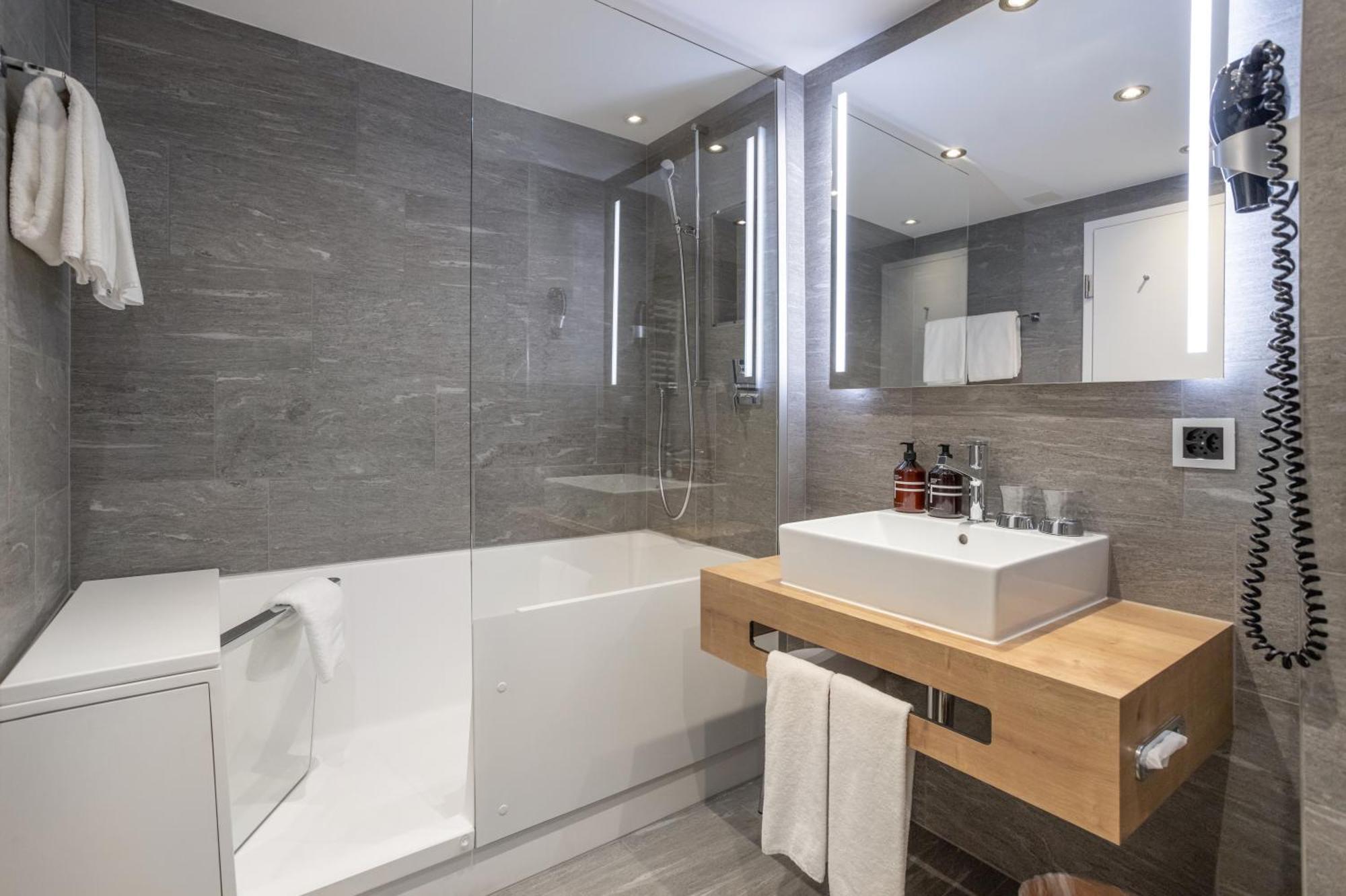 Abc Swiss Quality Hotel Chur Bagian luar foto