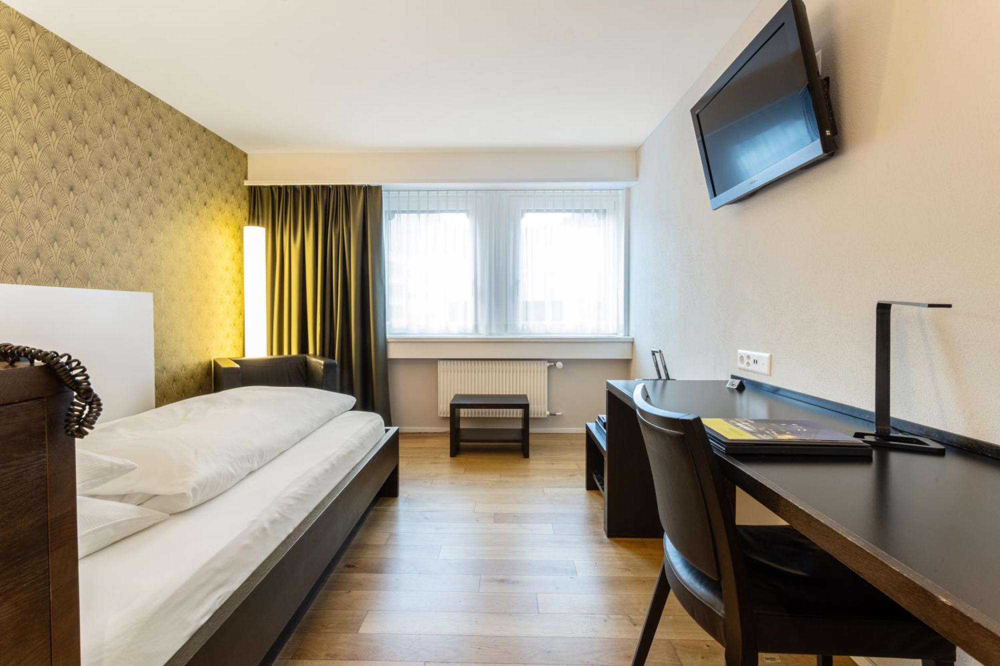 Abc Swiss Quality Hotel Chur Bagian luar foto